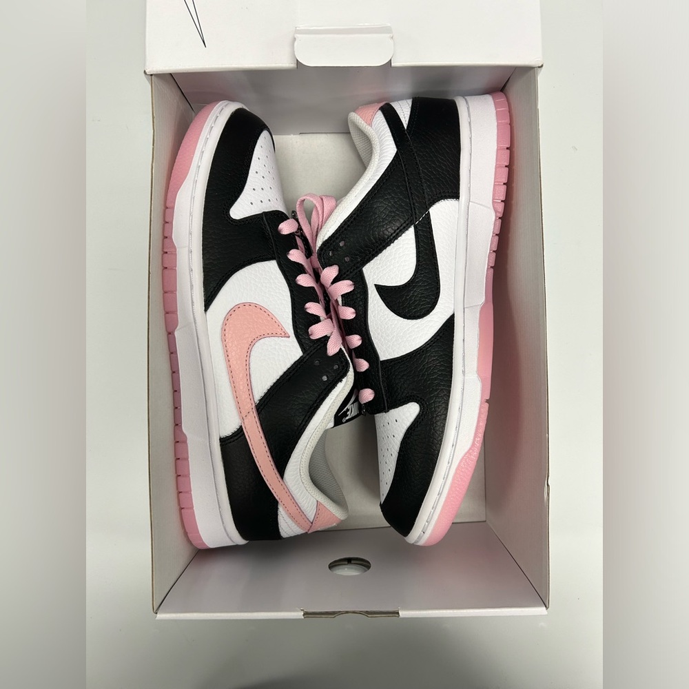 Nike Dunk Low Sneakers - Picture 5 of 8
